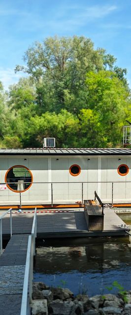 Lilla Privát Lakóhajó Tokaj