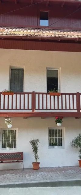 La Conac 13 Ceasuri Bune Bran