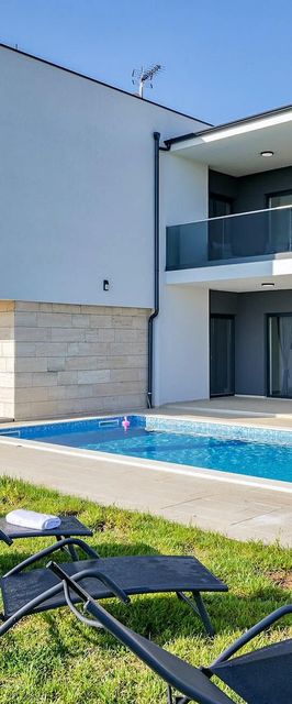 Vendégház Sveti Filip i Jakov - CLD574