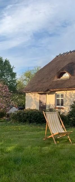 OAZA POD STRZECHĄ Ustronie Morskie