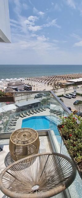 Apartel Golden Infinity Mamaia Nord