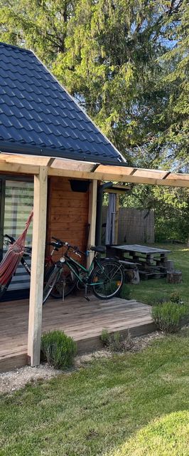 Tejfeles Vendégház Porva