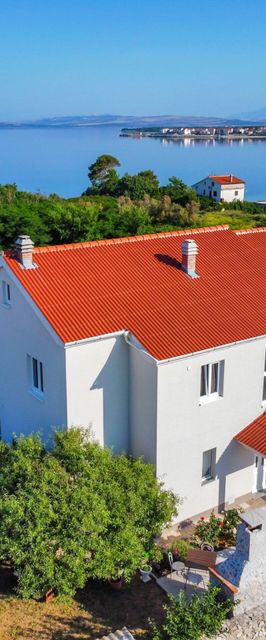 Apartment Diana Povljana