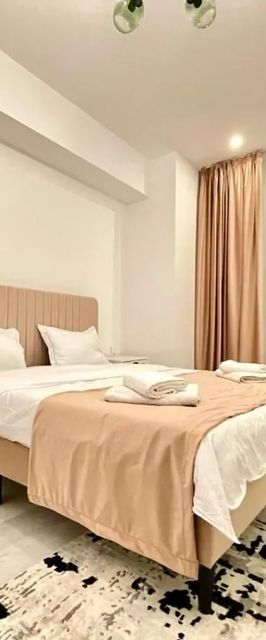 YamaLuxe Apartments - Pink & Gold With Many Facilities București