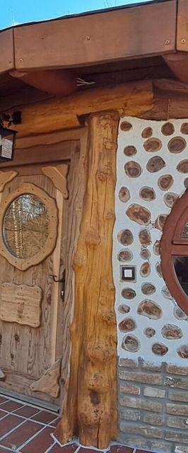 Őze Hobbitháza Bárdudvarnok