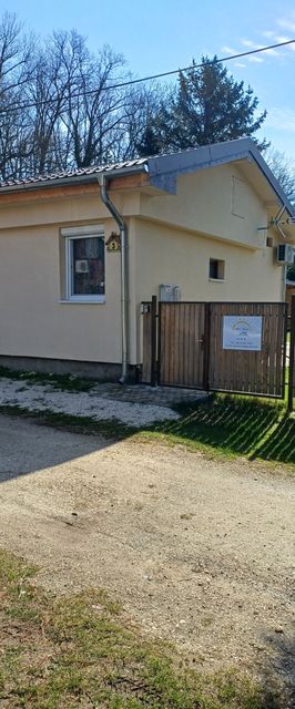 Akác Kuckò Hosszúpereszteg