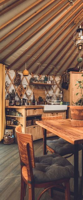 Gaia Menedék Jurta Bakonynána