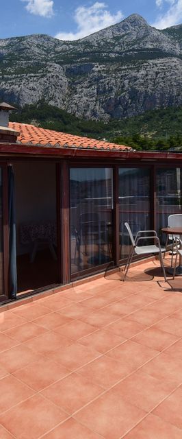 Apartments Good Makarska