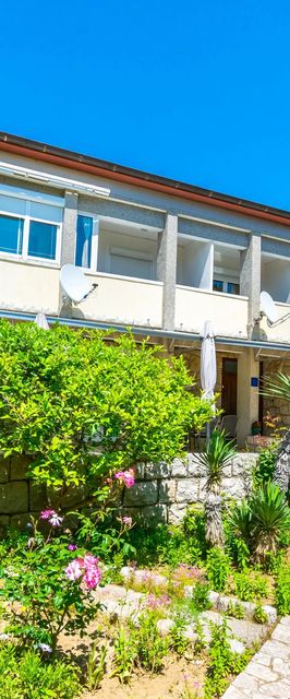 Apartments Marija Sabina Lopar