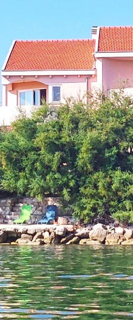 Apartments La Mer Nevidane