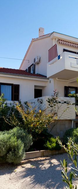 Apartment Lana Punat