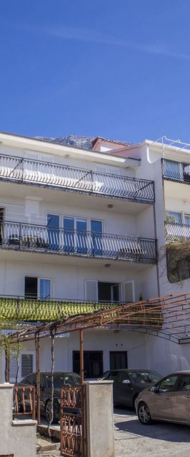 Apartments Julijana Makarska