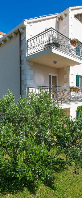 Apartments Vallum Bol