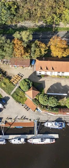 Marina Vltava Nelahozeves II