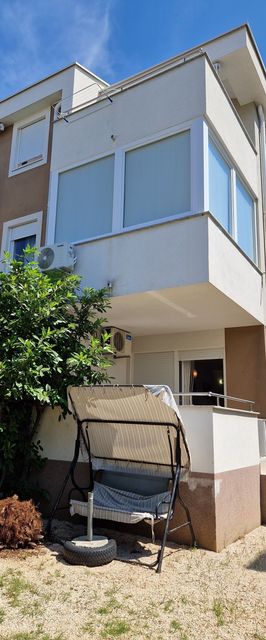 Apartment Marija Novalja