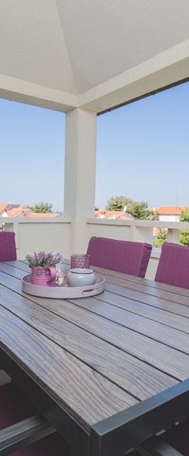 Apartments Salsa Supetar