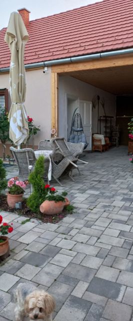 Bormegálló Vendégház Szekszárd