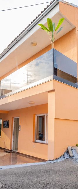 House Lady 1 Novi Vinodolski