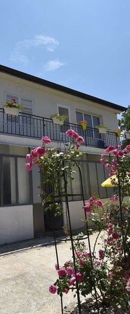 House Periska Mrljane