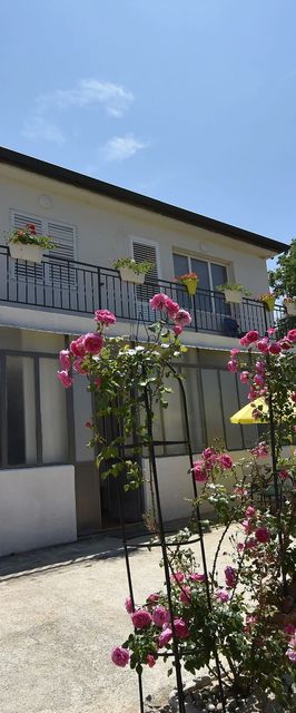 House Periska Mrljane