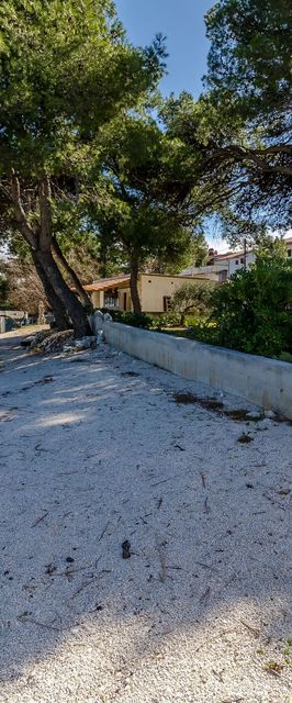 Apartment Mare Arbanija