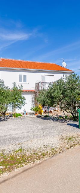 Apartments Stara Maslina Slatine