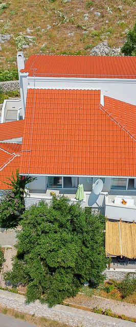 Apartments Marina Jakisnica