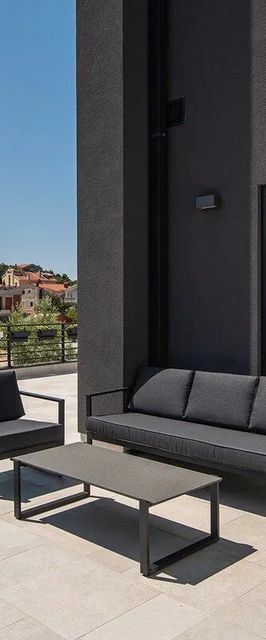 Cube Box House Pjescana Uvala