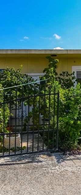 House Petar Kastel Stafilic