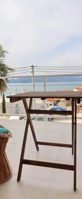 House Rosemary Komarna