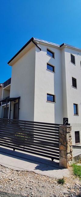 Apartments Zoran Jadranovo