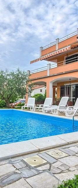 House House Kety Pula