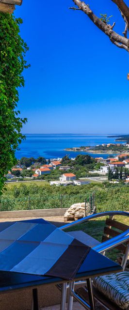 House Dragan D Banjol