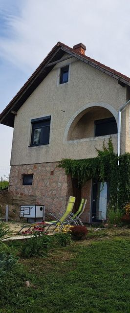 Kék Pagony Vendégház Nagyigmánd