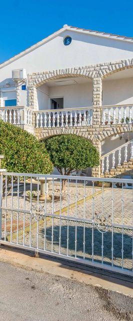 Apartment Kikas Vir II