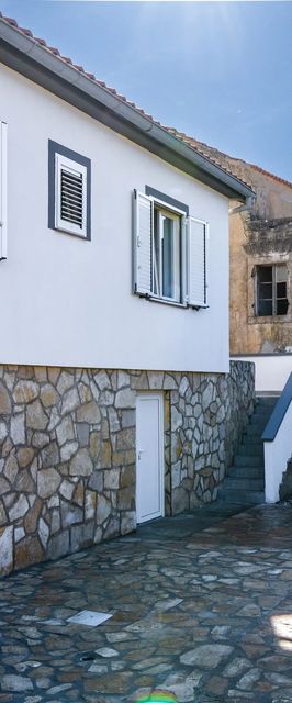 Apartment Floreani Vir II