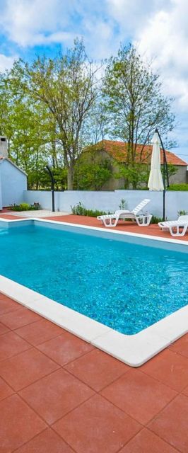 Apartments ANGELO WITH PRIVATE POOL Privlaka