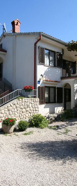 Apartment Uravic Dobrinj