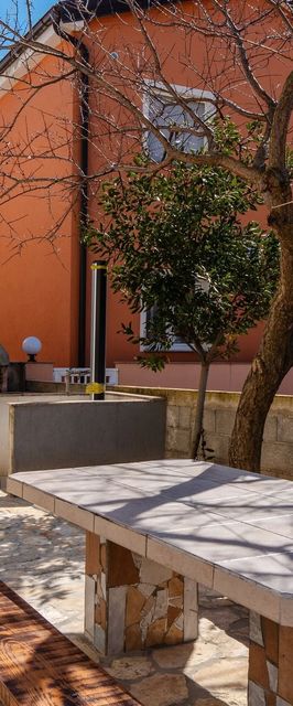 Apartment Sostaric Vir II