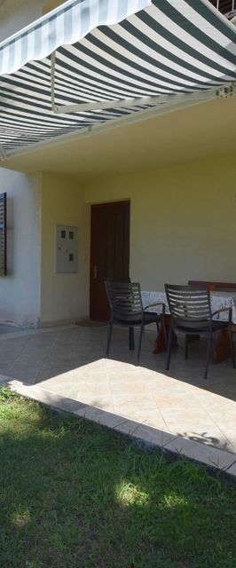 Apartment Anica Njivice