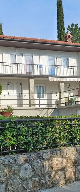 Apartment Ivana Njivice