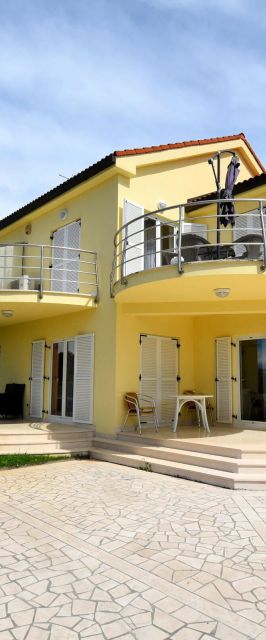 Apartments Luka Malinska