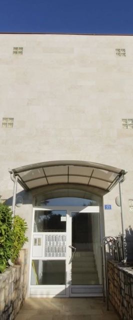 Apartment CRVENA UVALA Zambratija