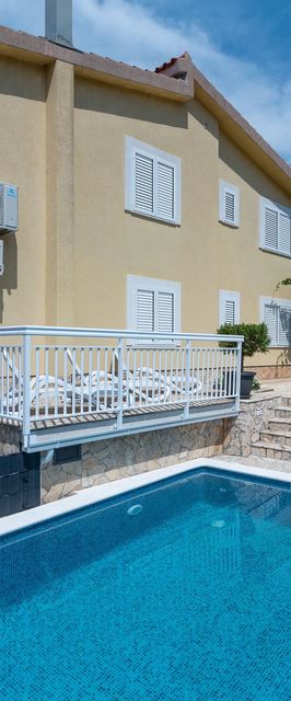 Apartments Kapetan Trogir