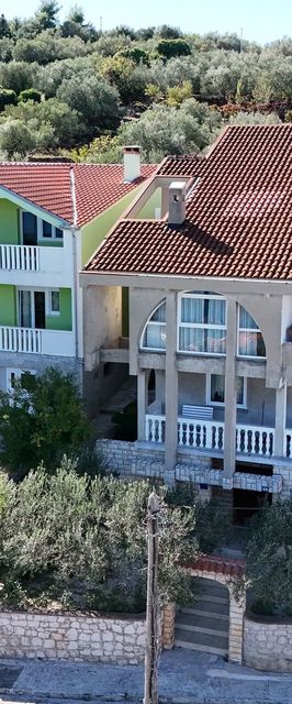 Apartment Lucille Kali