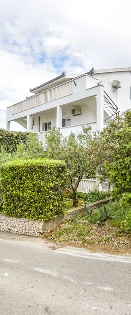 Apartments Jadranka Razanj II