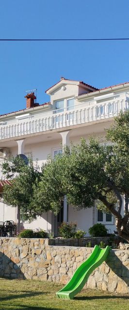 Apartmanok Parkolóhellyel Lopar, Rab - 19896 Lopar