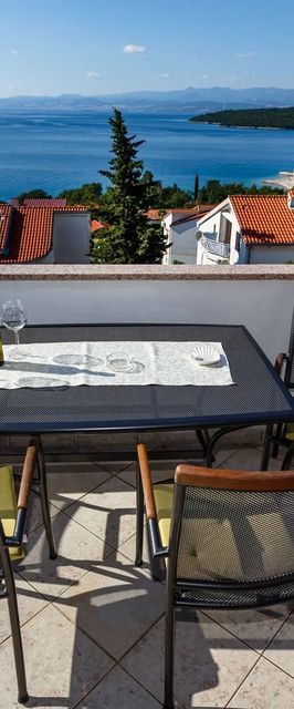 Apartmanok Parkolóhellyel Njivice, Krk - 20501 Njivice