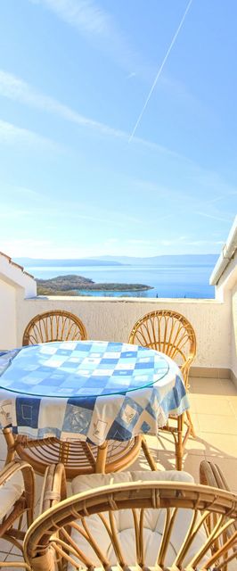 Apartmanok Parkolóhellyel Njivice, Krk - 20543 Njivice