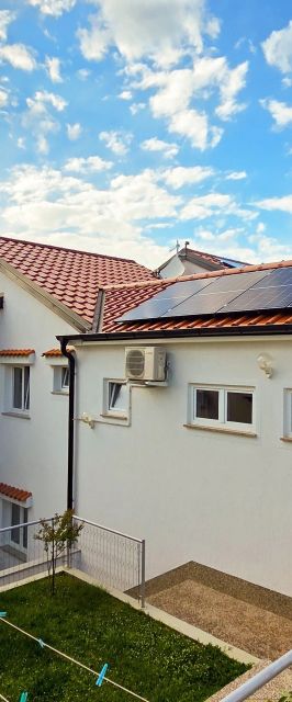 Apartments With Parking Space Njivice, Krk - 20548 Njivice